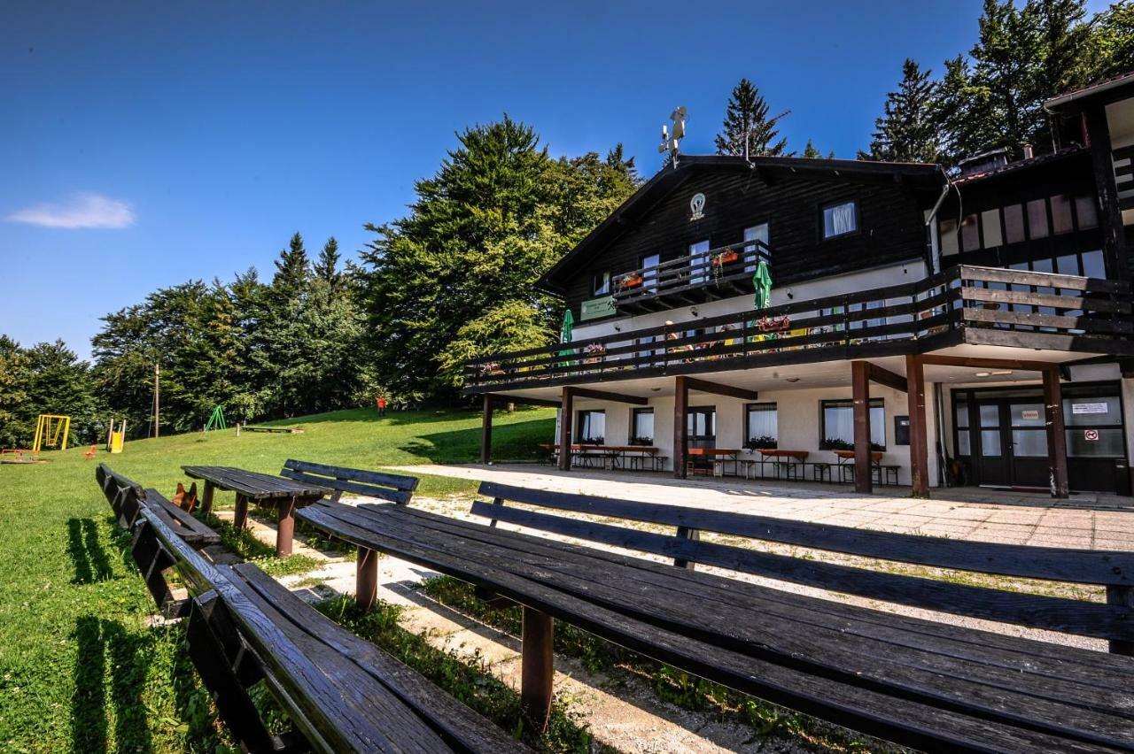 Planinski Dom Na Kalu Bed and Breakfast Dol pri Hrastniku Exterior foto